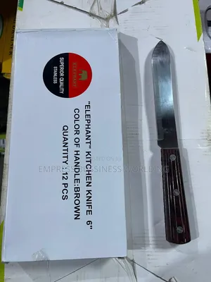 Dozen of Knives