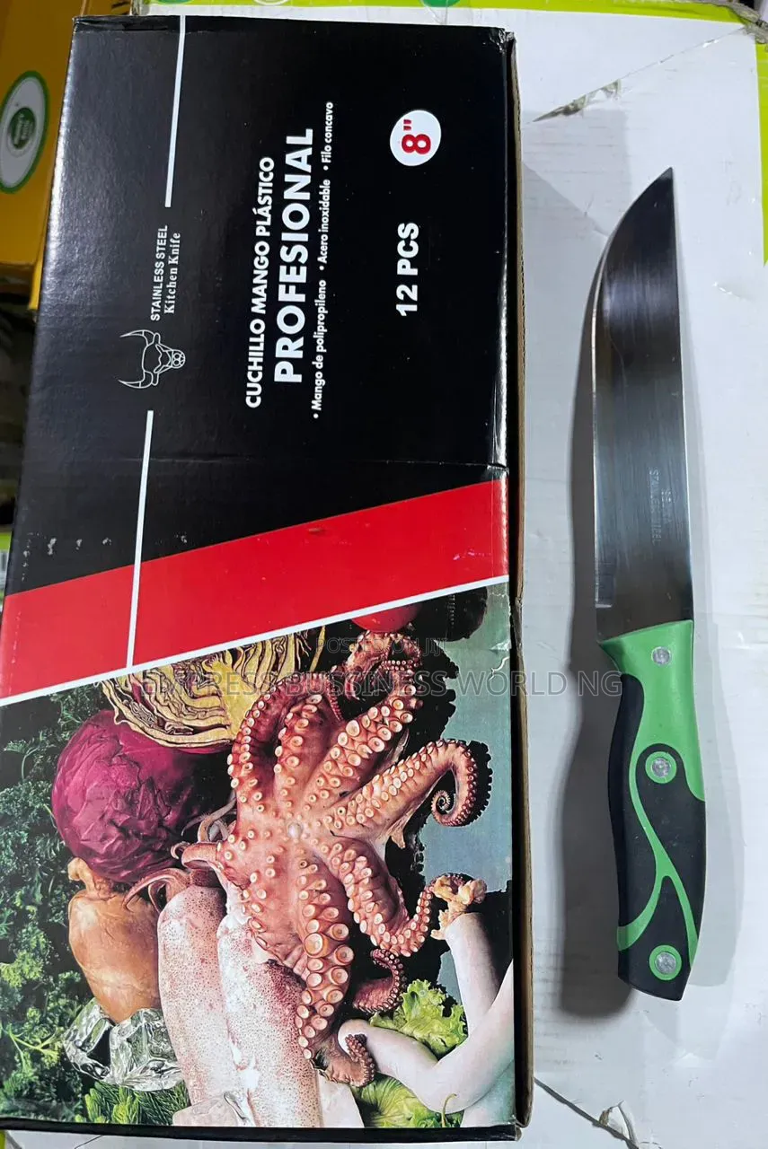 Dozen of Knives