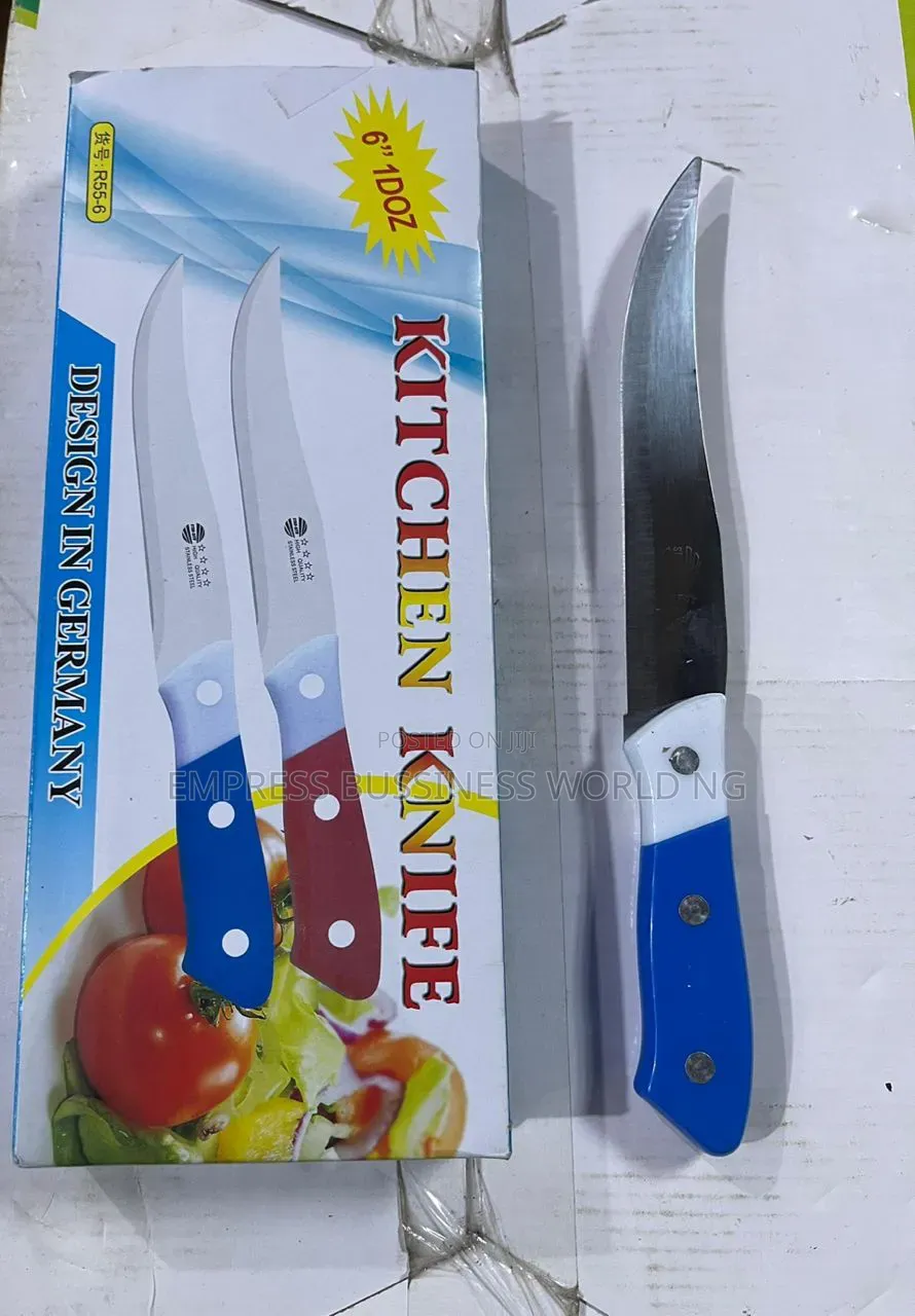 Dozen of Knives