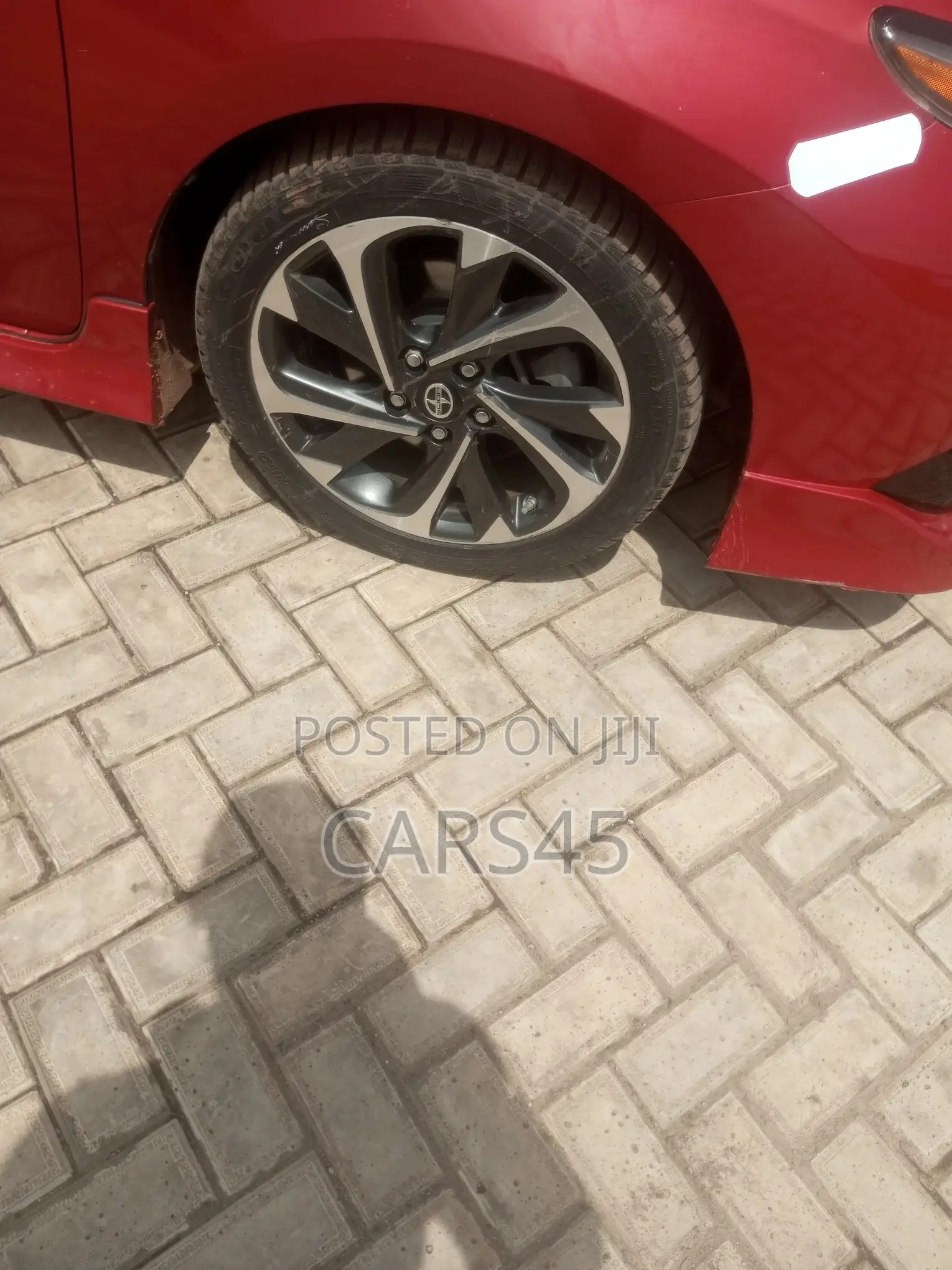Scion iM Base 2016 Red