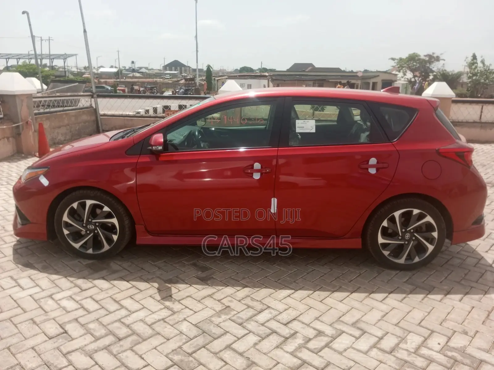Scion iM Base 2016 Red