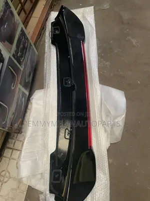 Boot Spoiler Toyota Landcruser 2019