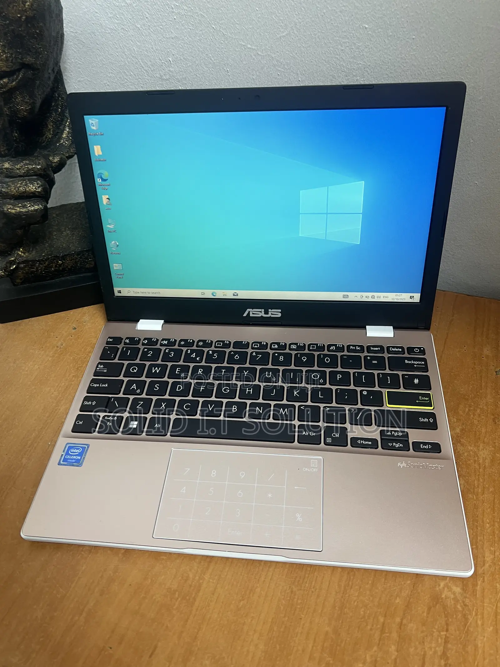 Laptop Asus 4GB Intel Celeron SSD 72GB