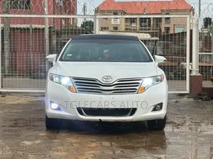 Toyota Venza 2010 White