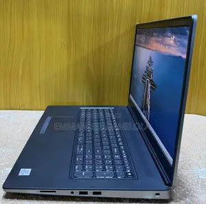 Laptop Dell Precision 7750 16GB Intel Core i7 SSD 512GB