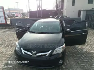 Toyota Corolla 2010 Black