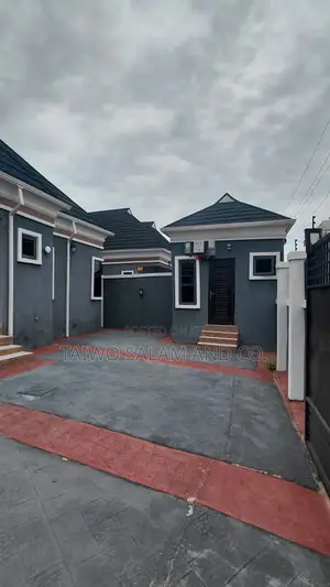Furnished 3bdrm Bungalow in Jericho for sale