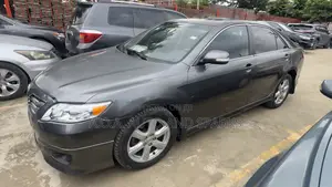 Toyota Camry 2009 Gray