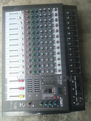 12channels Powered Mixer