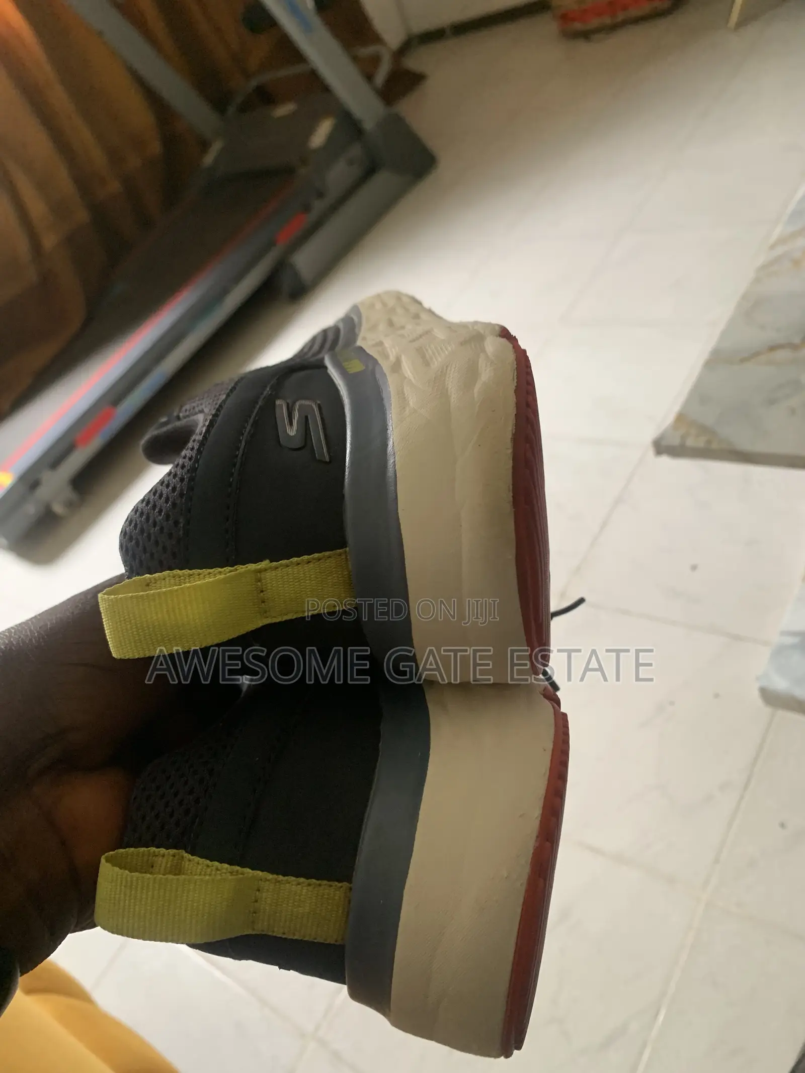 Neatly Used Skechers Gorun