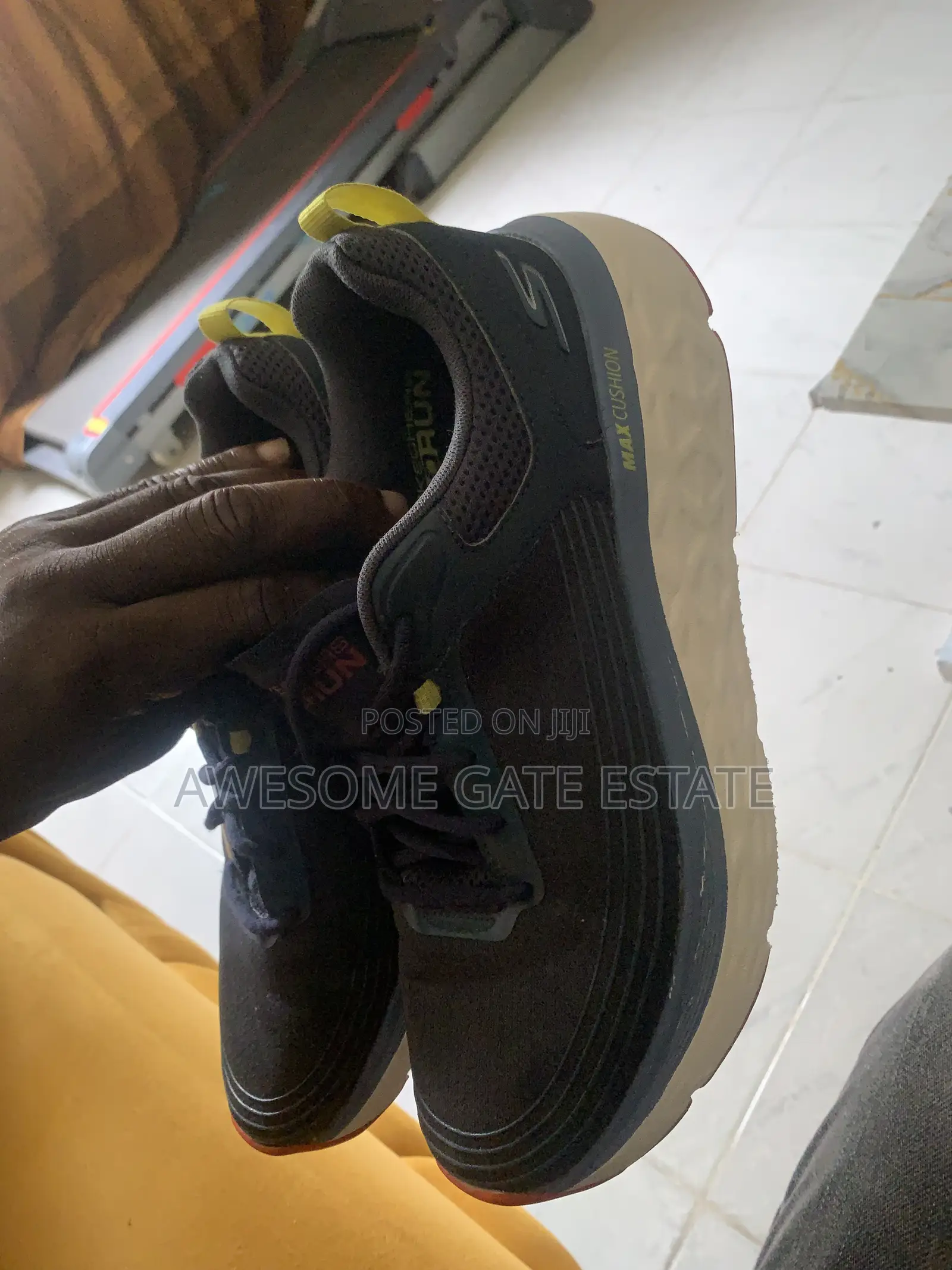 Neatly Used Skechers Gorun