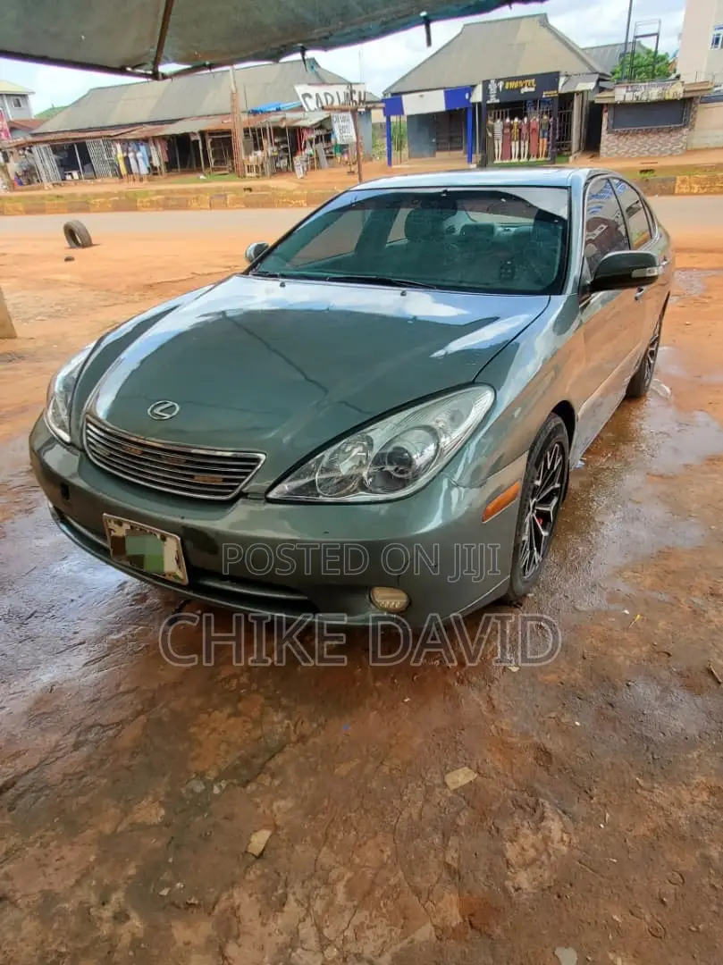 Lexus LM 2020 Green
