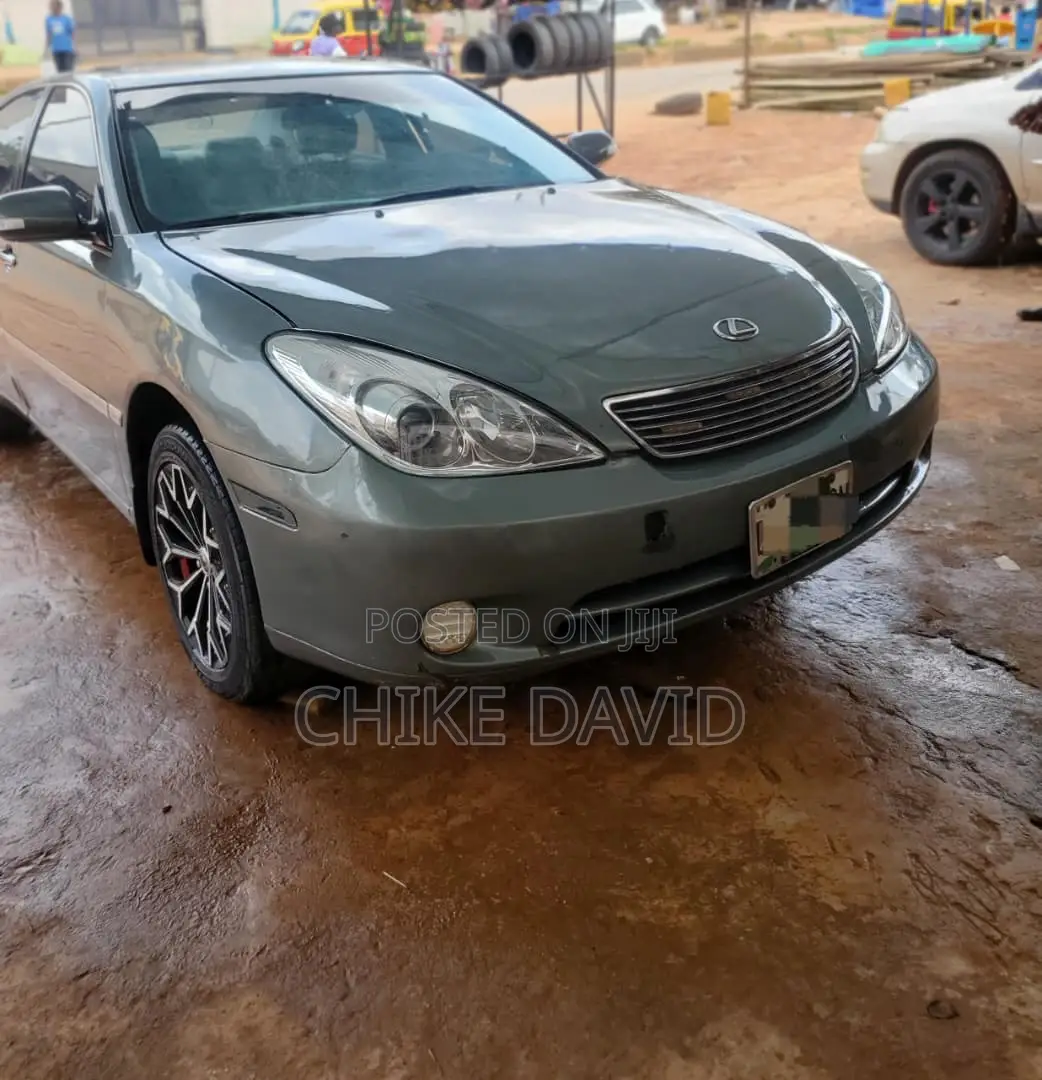 Lexus LM 2020 Green