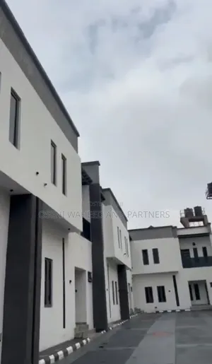 6bdrm Duplex in Kubwa for sale