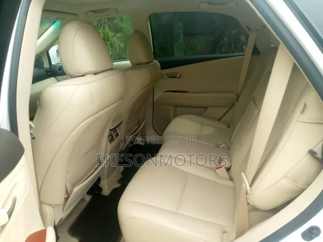 Lexus RX 2010 White