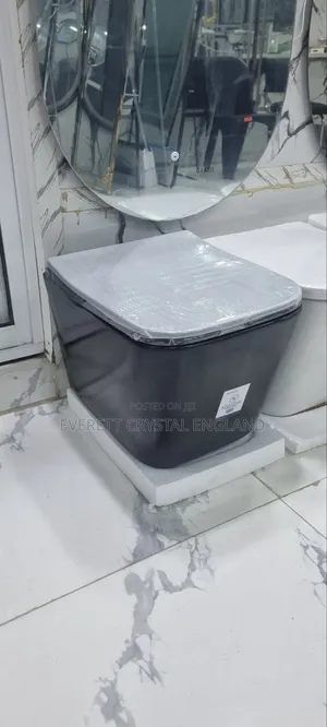 Black Conceal Wc