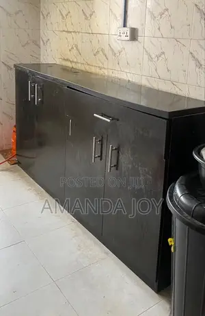 Kitchen Cabinet