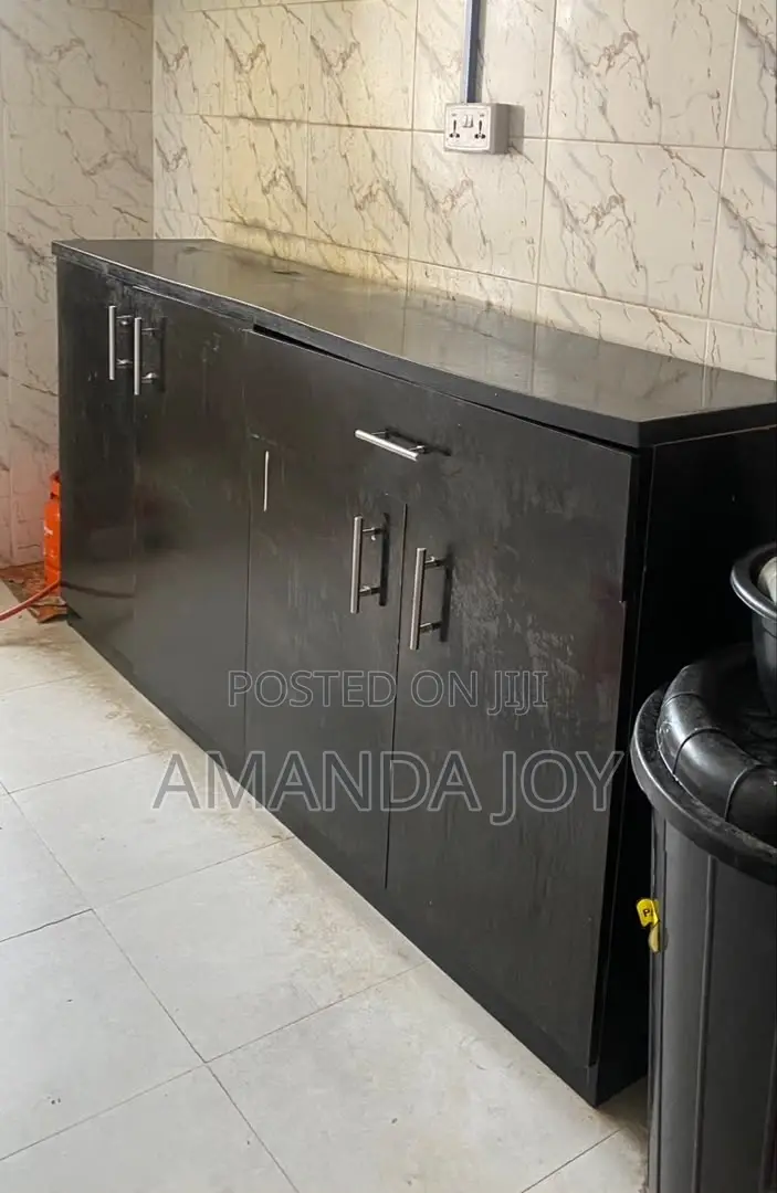 Kitchen Cabinet