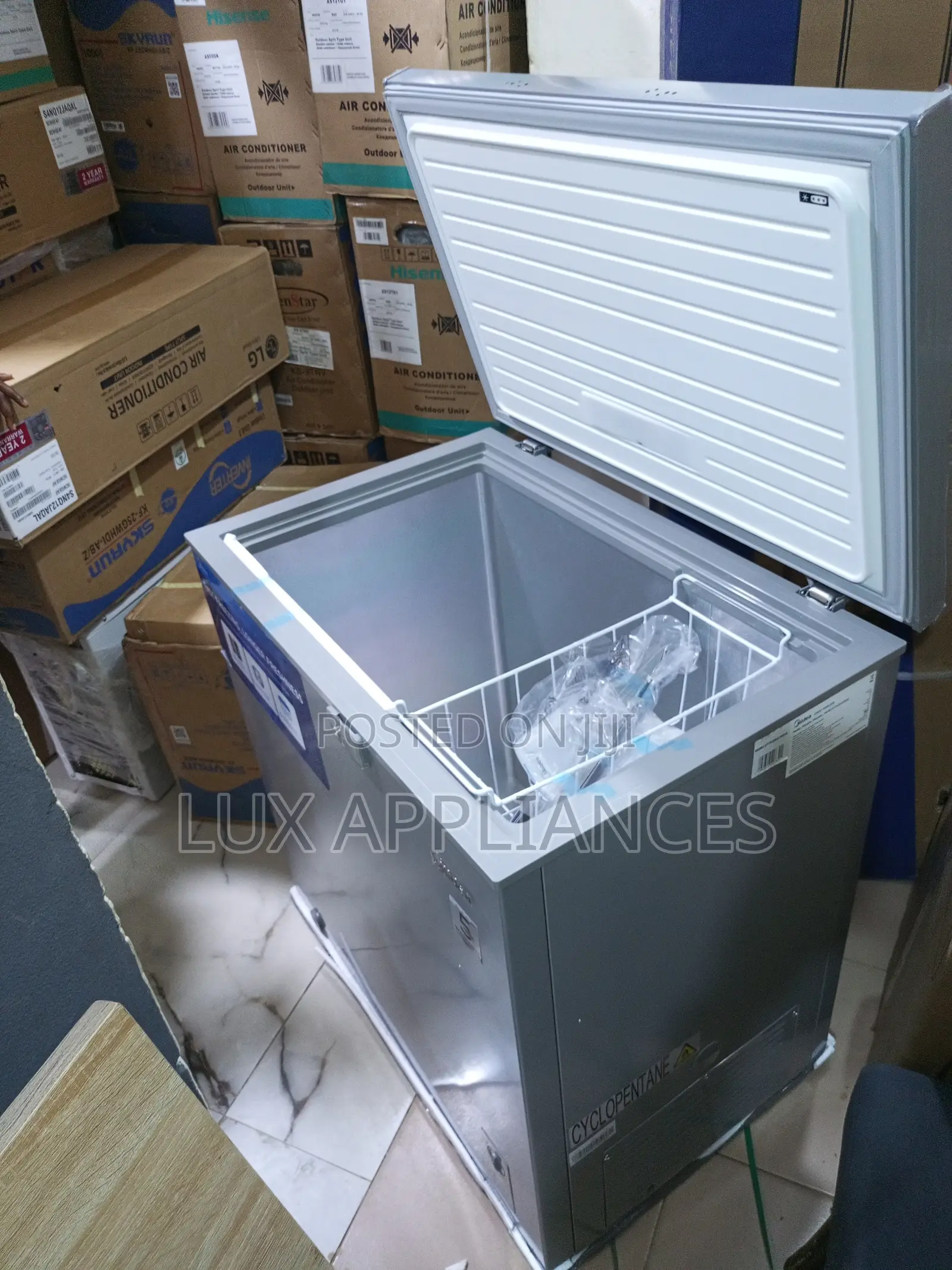 Midea 197l Deep Freezer – Preserve Freshness With Ease