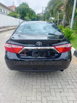 Toyota Camry SE 4dr Sedan (2.5L 4cyl 6A) 2016 Black