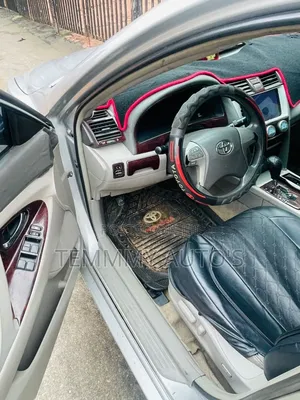 Toyota Camry LE 4dr Sedan (2.4L 4cyl 5A) 2009 Silver