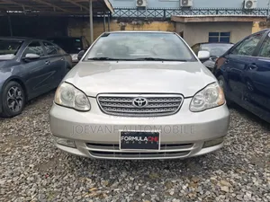 Toyota Corolla 2004 Silver