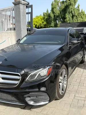 Mercedes-Benz E300 2018 Black