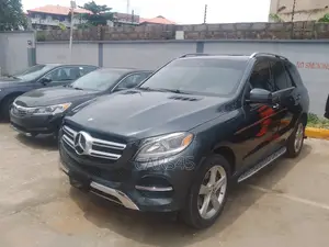 Mercedes-Benz GLE-Class 2016 Gray