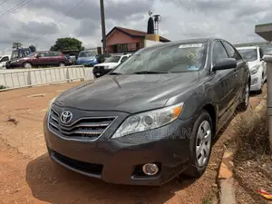Toyota Camry 2008 Gray