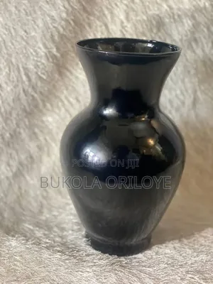 Black Flower Vase Rentals Service