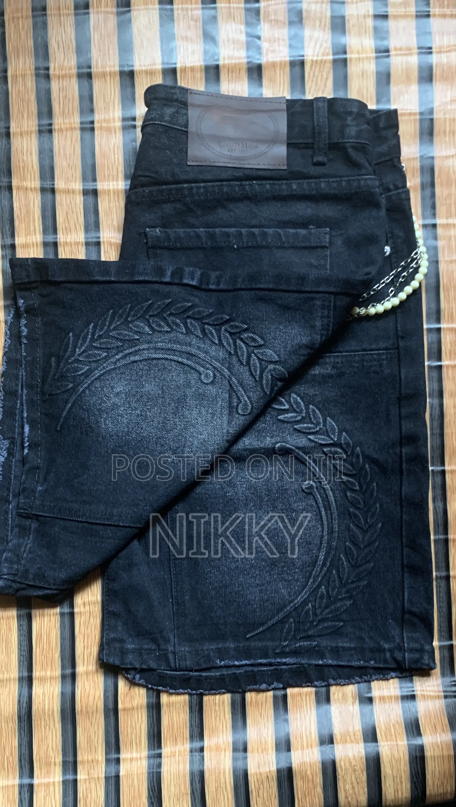 Short Jeans