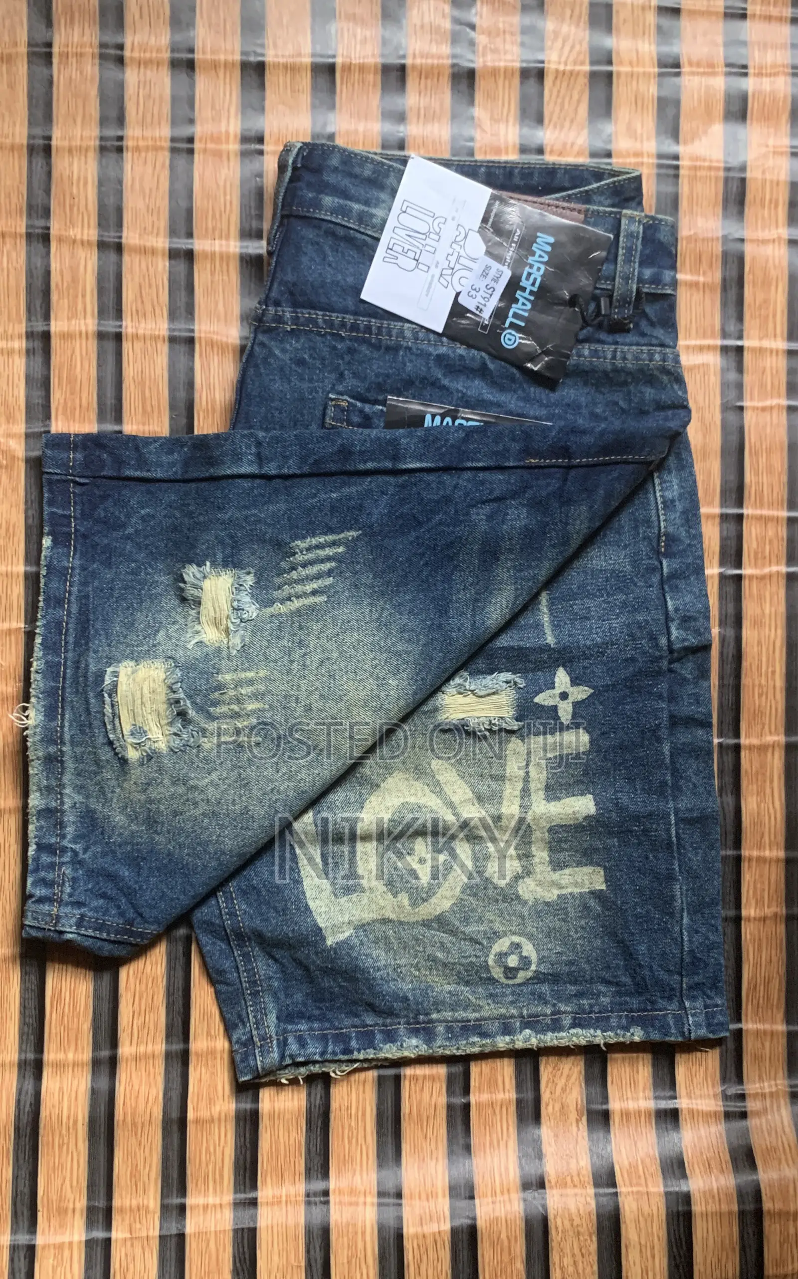 Short Jeans