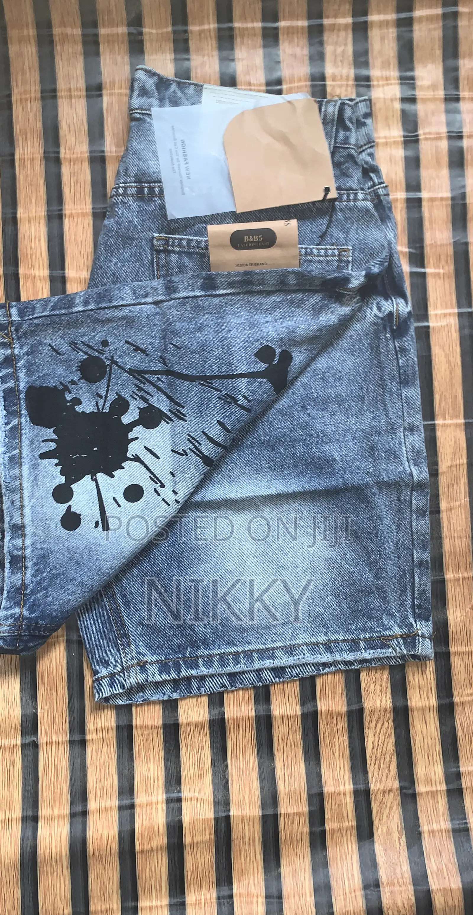 Short Jeans