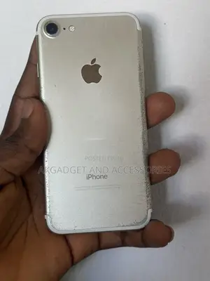 Apple iPhone 7 32 GB Gold