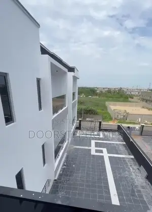 Furnished 2bdrm Apartment in Lekki Phase Ll for sale