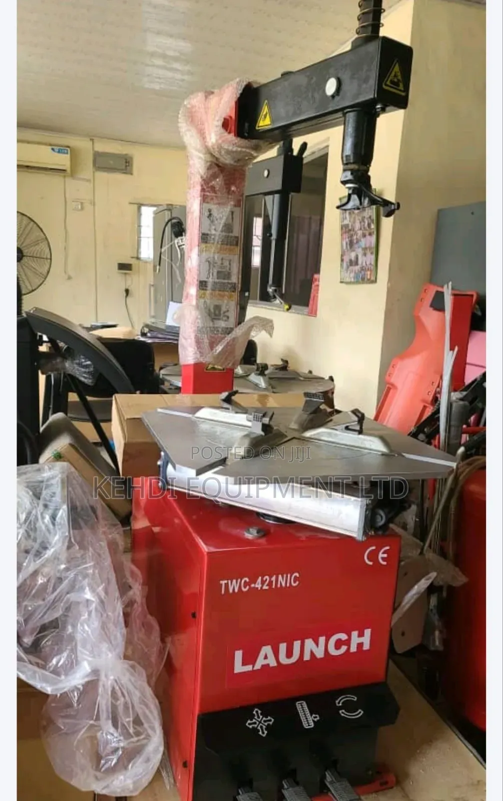 Launch Tyre Changer 24" Rim