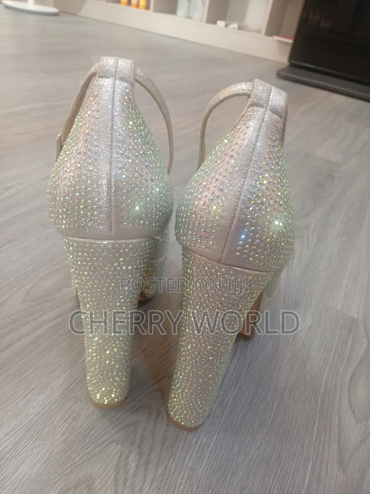 Heels Shoe