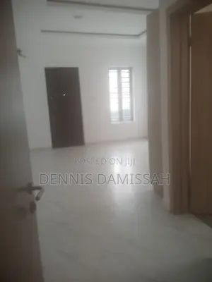 4bdrm Duplex in Omole Phase1 Ikeja for rent