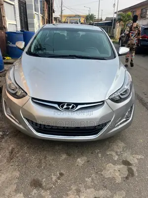Hyundai Elantra Touring SE Automatic 2012 Silver