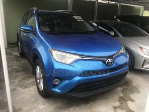 Toyota RAV4 2016 Blue