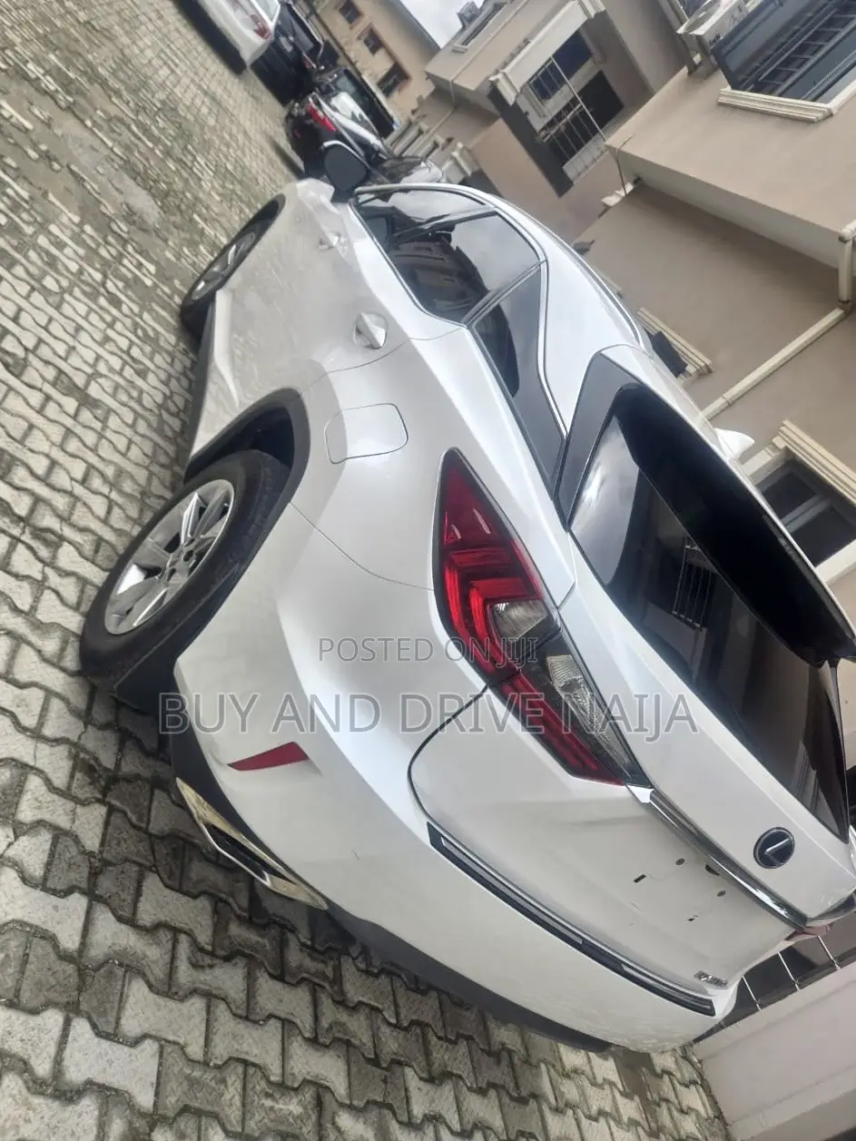 Lexus RX 2019 White