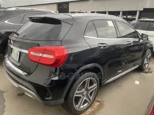 Mercedes-Benz GLA 250 2016 Black