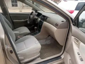 Toyota Corolla 2003 Gold