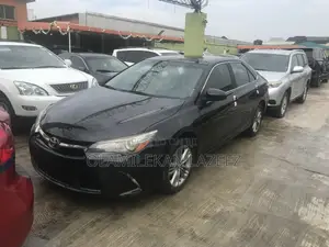 Toyota Camry 2016 Black