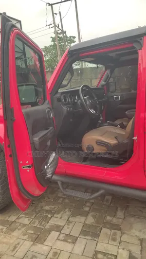 Jeep Gladiator 2021 Red