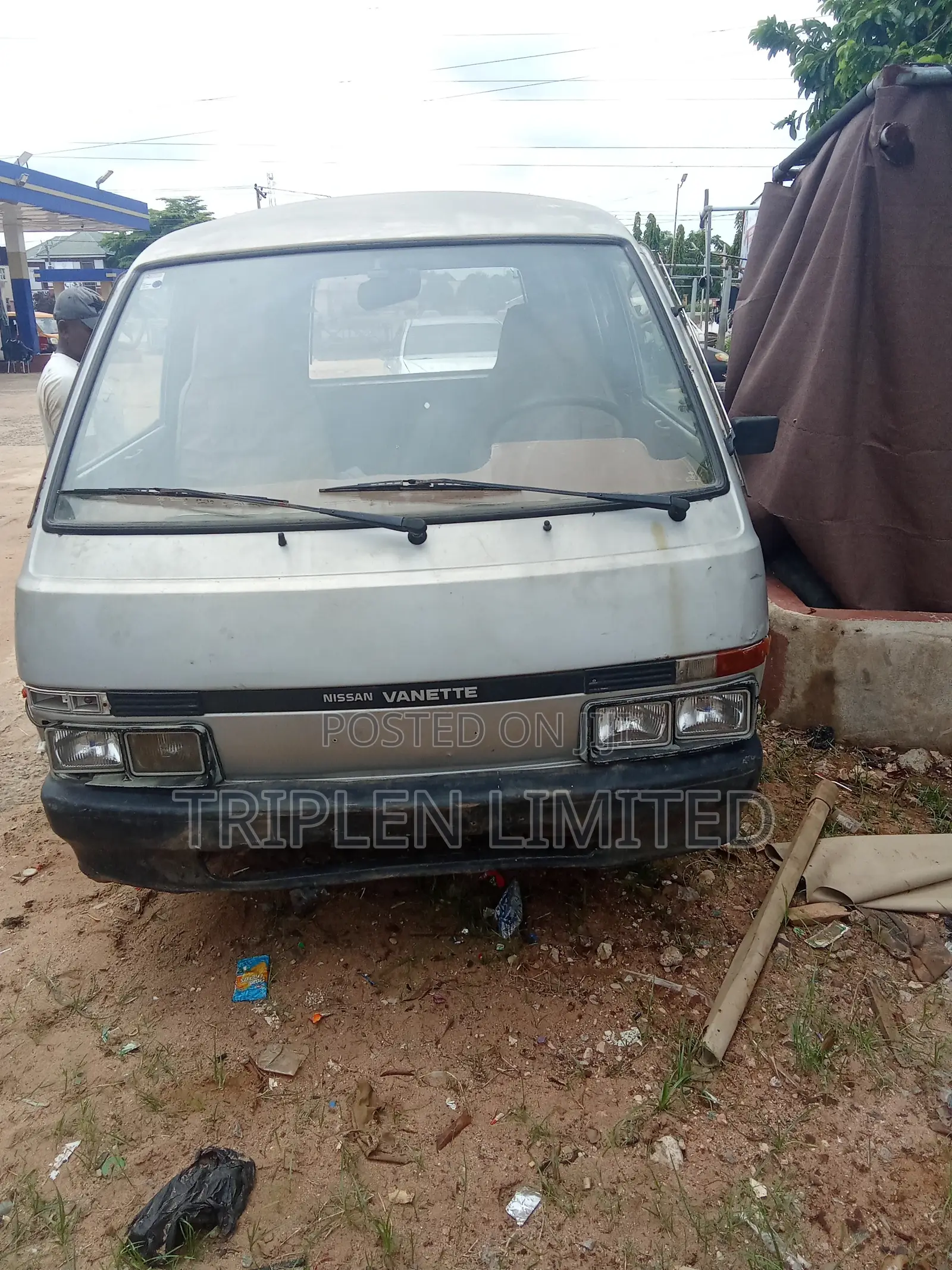 Nissan Vanette 1996 Grey