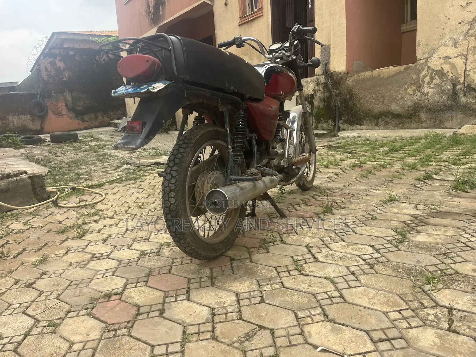 Bajaj Boxer 100 2019 Red