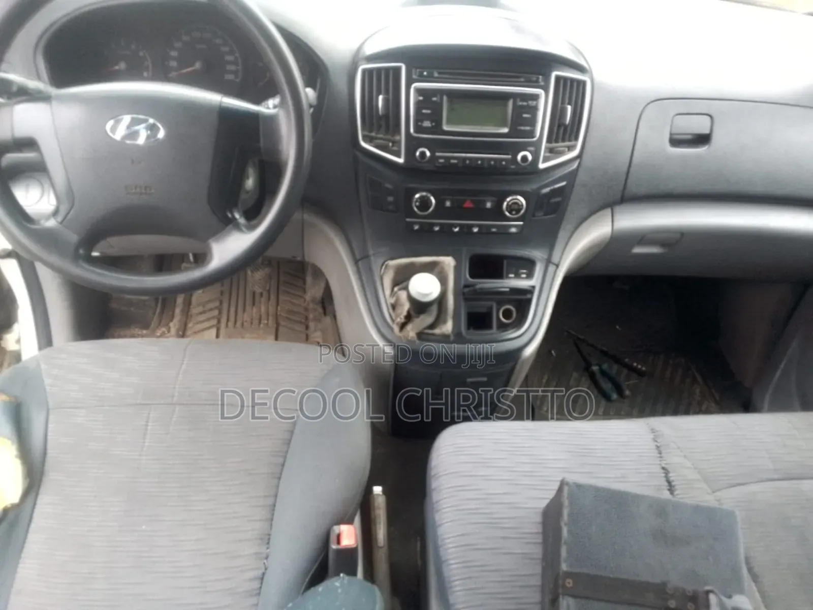 Hyundai H1 2014 White