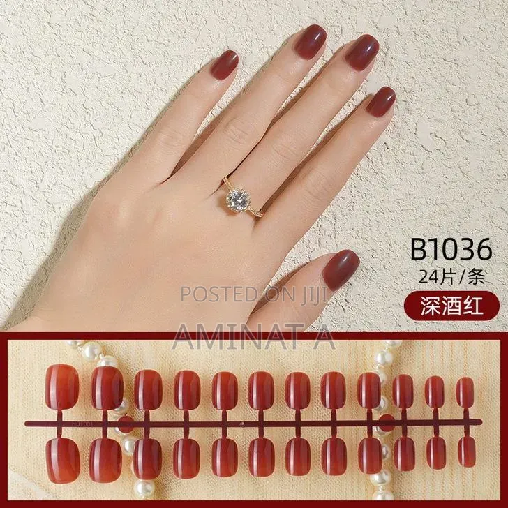 Glossy Coffin Drop Shaped Nails