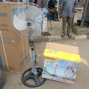 Qasa Standing 18" Fan